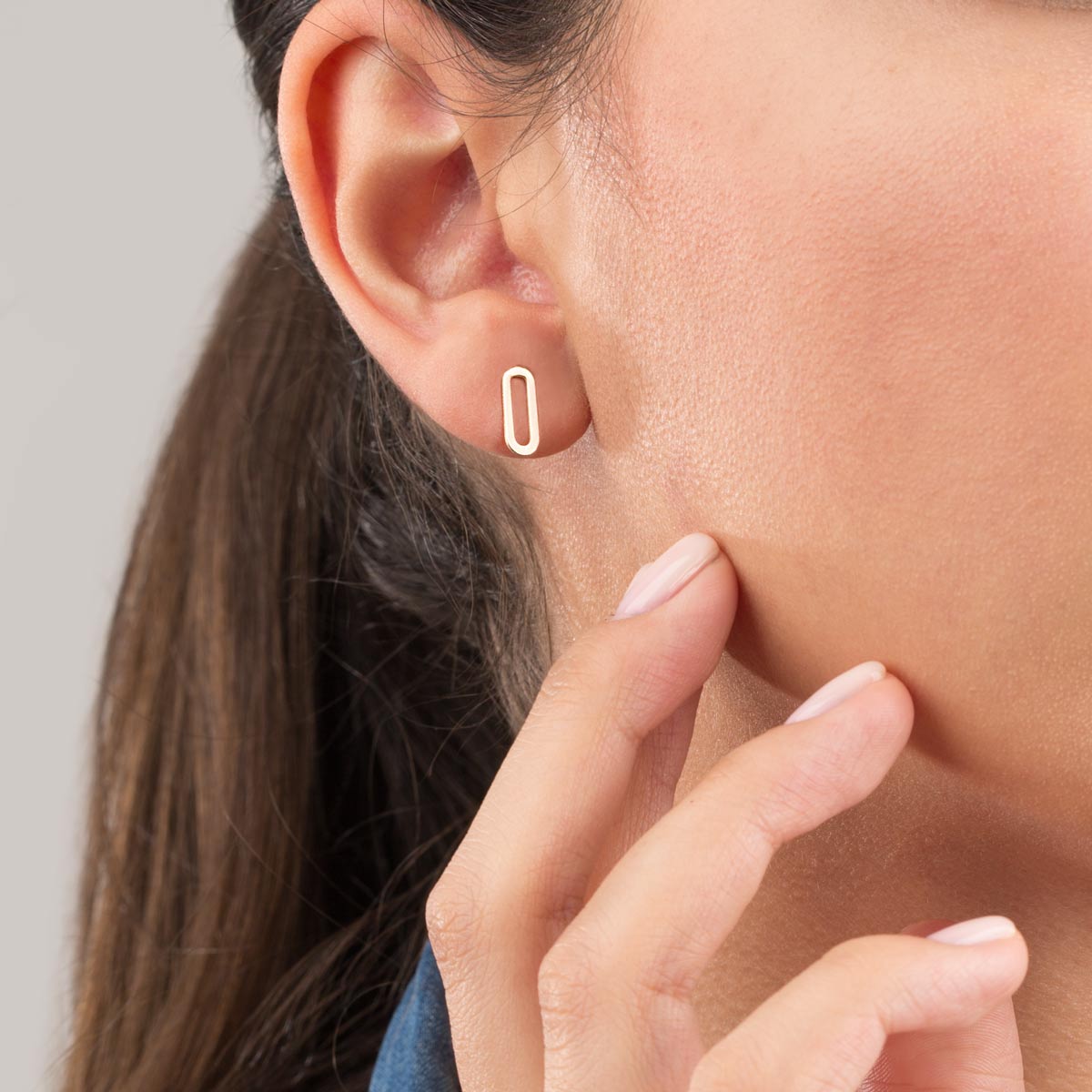 Oval Stud Earring