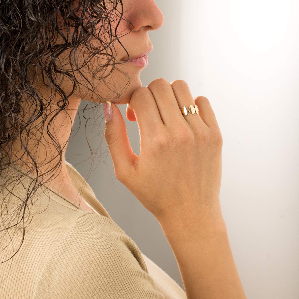 خاتم النقاط العريضة