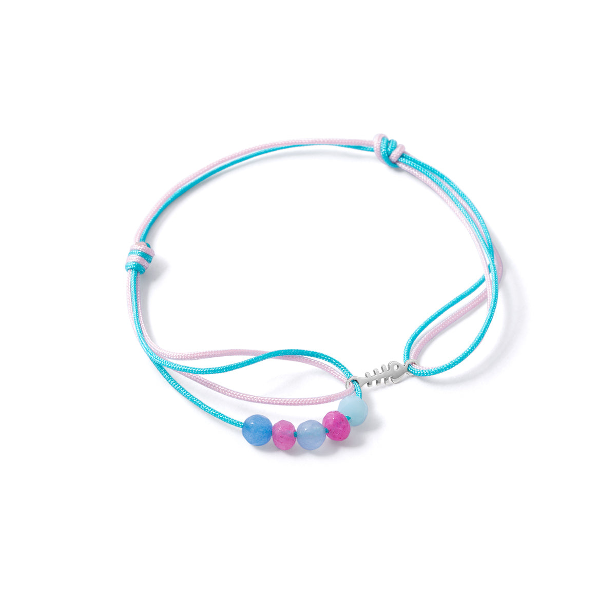 سوار من عظام السمك