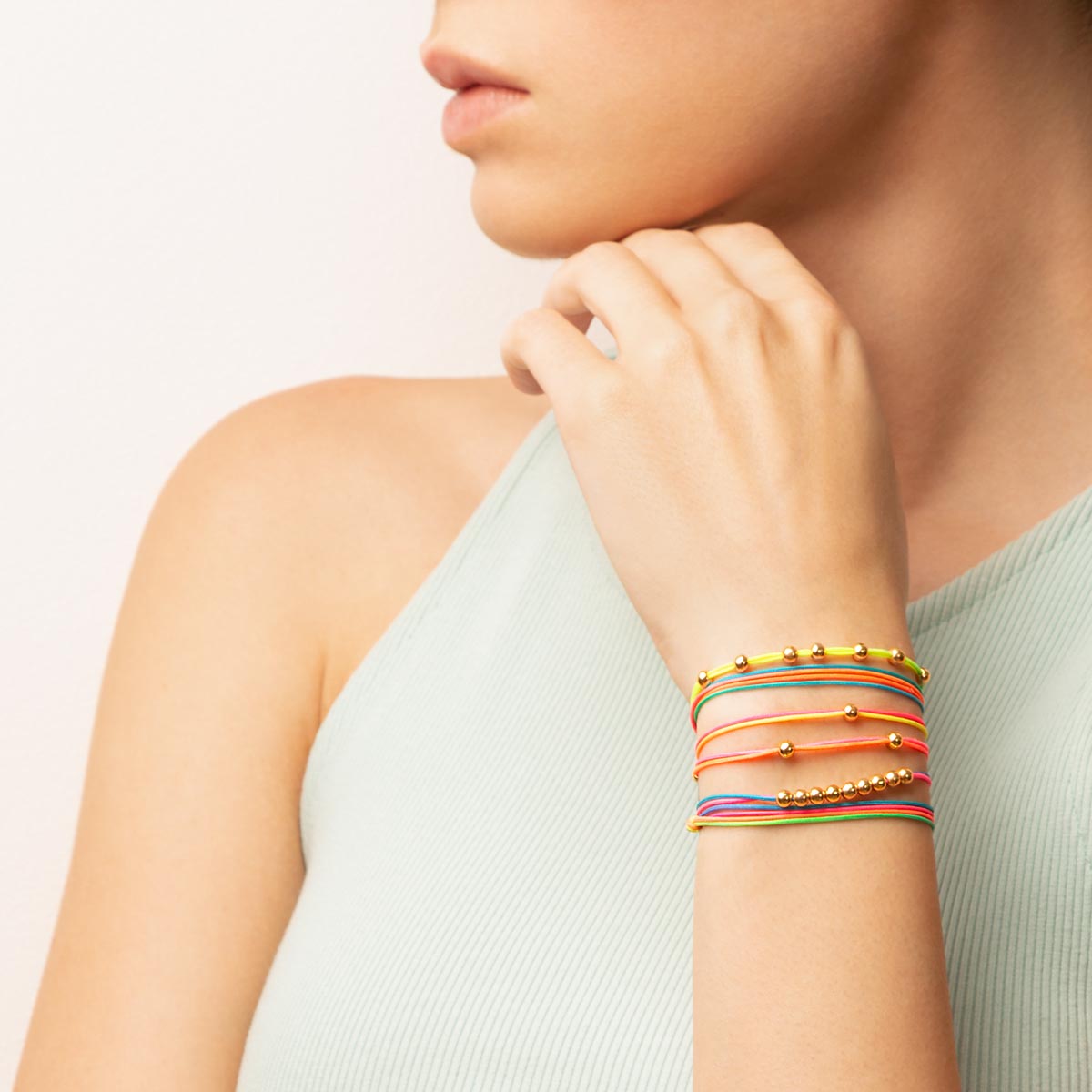 Eight-Ball rainbow Cord Bracelet