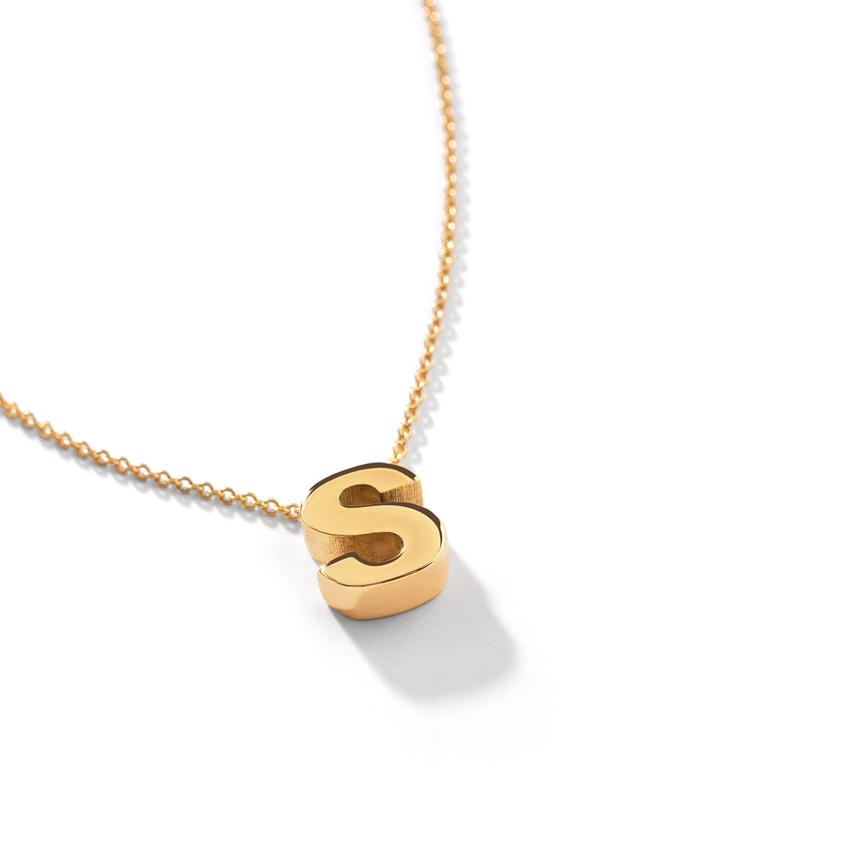 مكتنزة حرف S قلادة قلادة