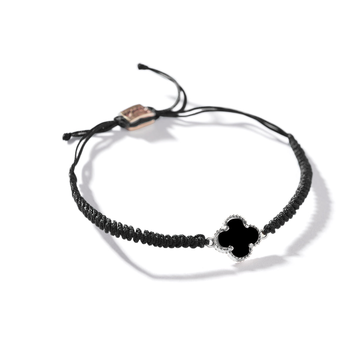 سوار الحبل من نبات البرسيم الأسود