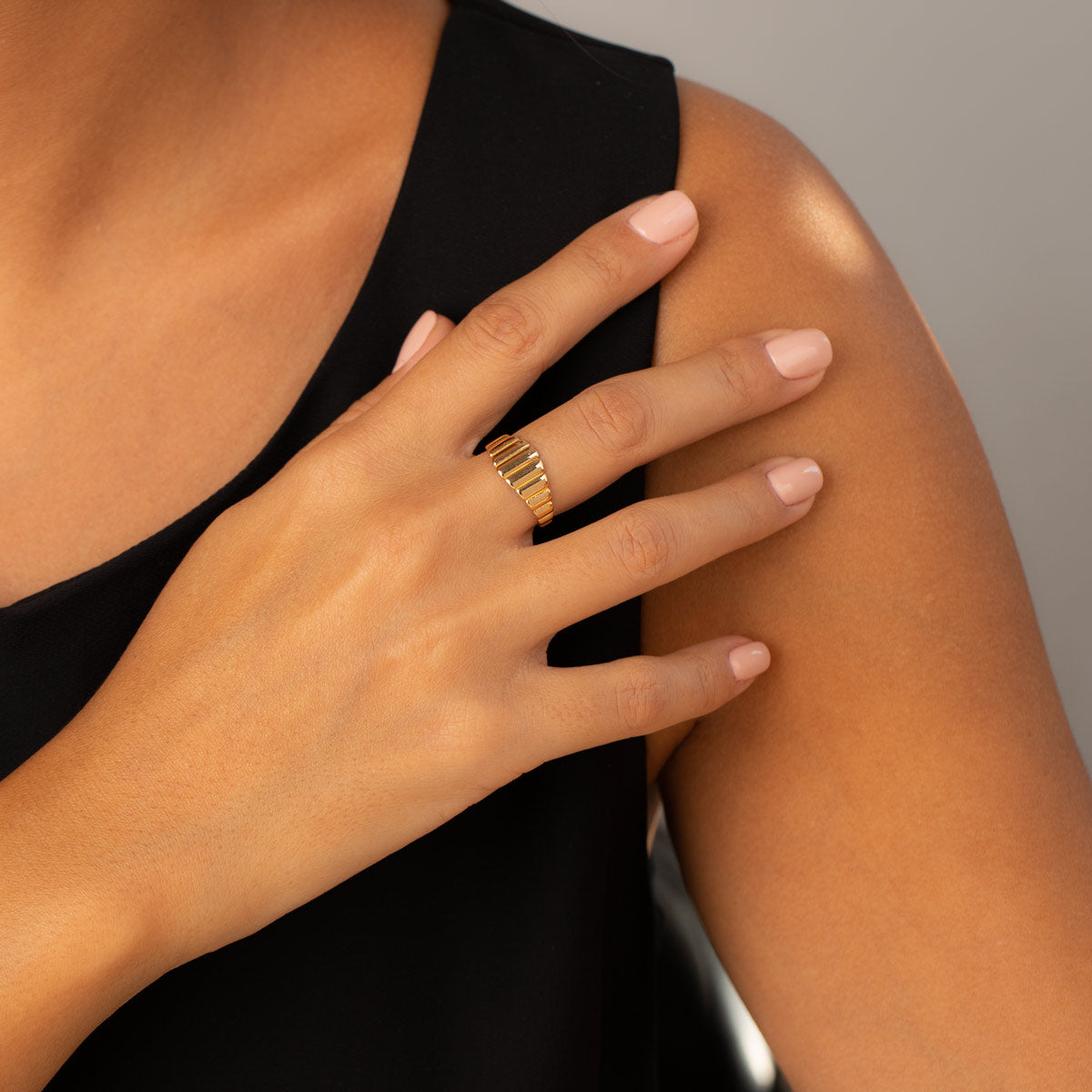 خاتم شارلوت بولد نصف